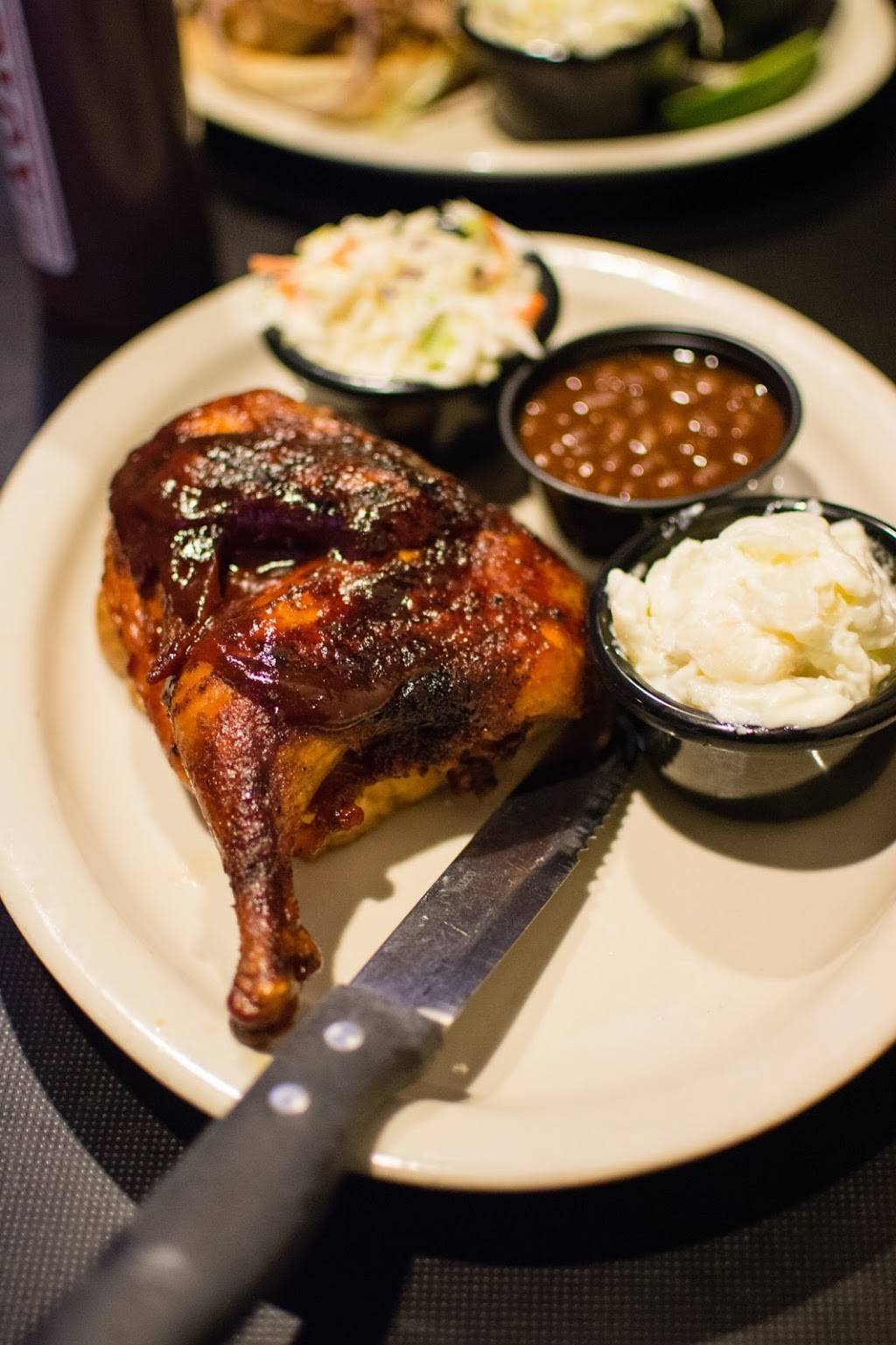 Lesters | restaurant | 9906 Clayton Rd, St. Louis, MO 63124, USA | 3149940055 OR +1 314-994-0055