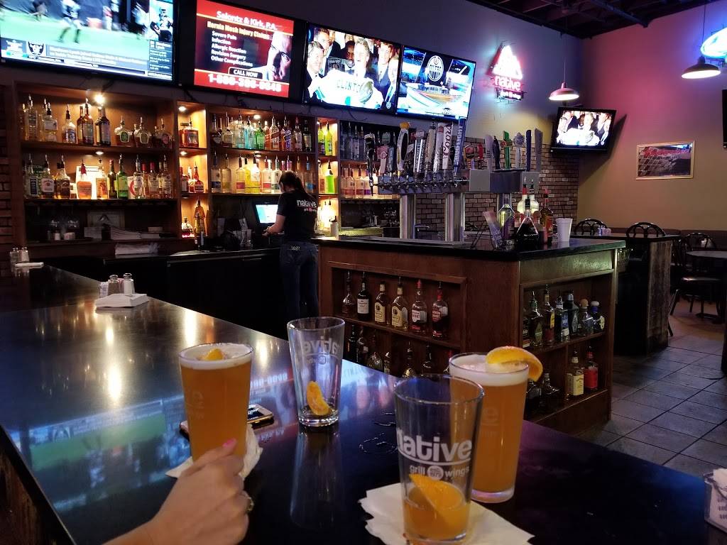 Native Grill & Wings | restaurant | 1559 S Gilbert Rd, Mesa, AZ 85204, USA | 4808921010 OR +1 480-892-1010