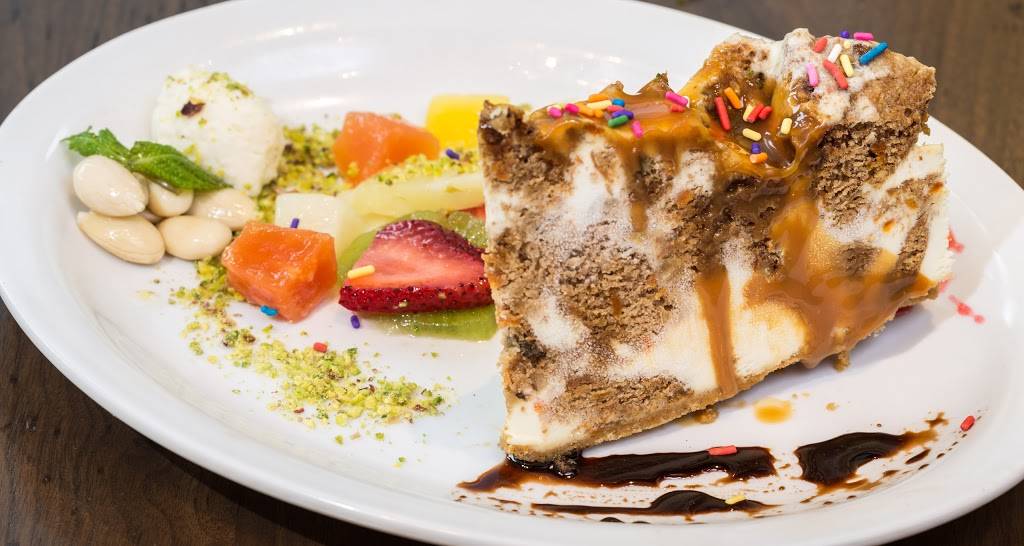 Paramount Fine Foods | restaurant | 1090 Don Mills Rd, North York, ON M3C 3R6, Canada | 6473529333 OR +1 647-352-9333