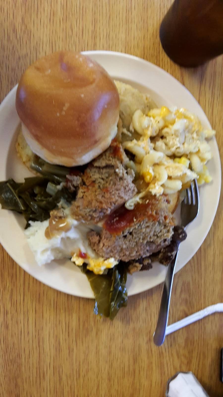 Kennys Home Cooking | restaurant | 1000 N Pine St #31, Spartanburg, SC 29303, USA | 8645736013 OR +1 864-573-6013