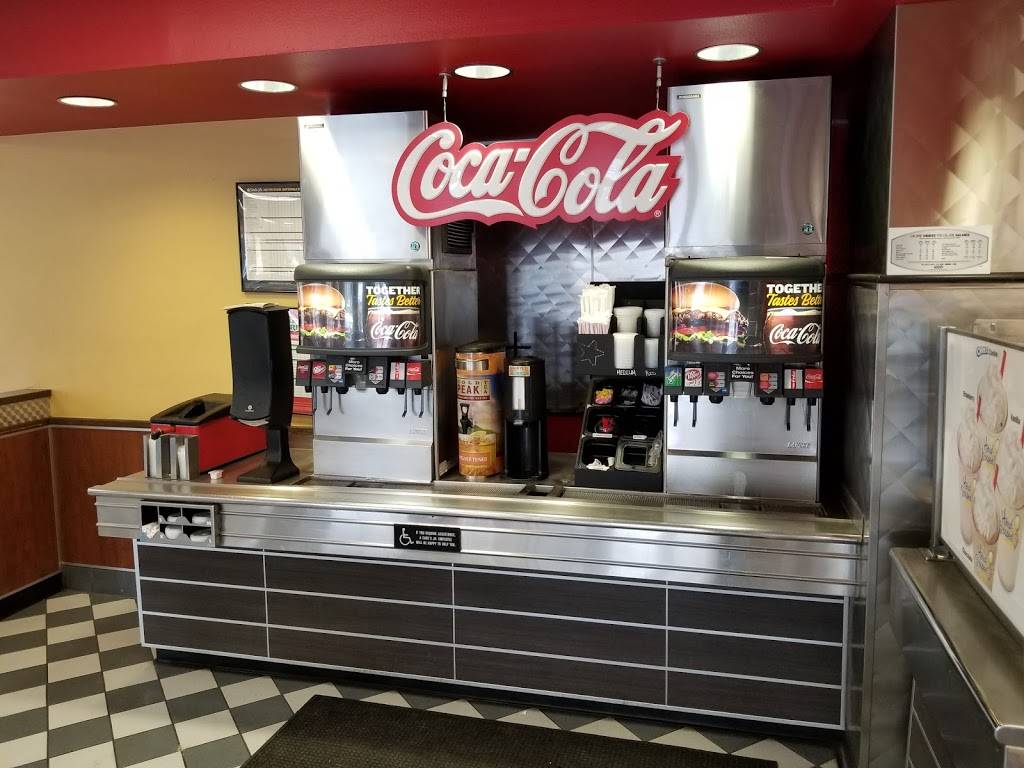 Carls Jr. / Green Burrito | restaurant | 26338 Oso Pkwy, Mission Viejo, CA 92691, USA | 9495825524 OR +1 949-582-5524