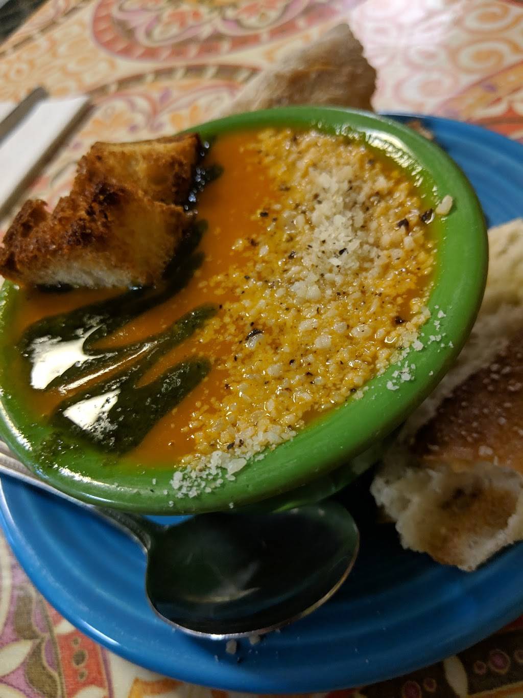 Sweet Basil | restaurant | 134 NW Broad St, Southern Pines, NC 28387, USA | 9106931487 OR +1 910-693-1487