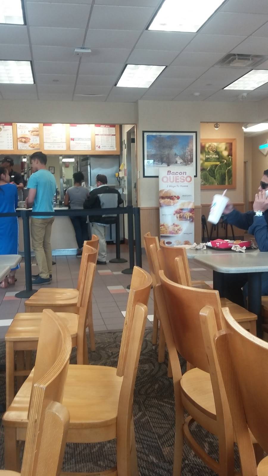 Wendys | restaurant | 350A Motor Pkwy, Hauppauge, NY 11788, USA | 6314351458 OR +1 631-435-1458