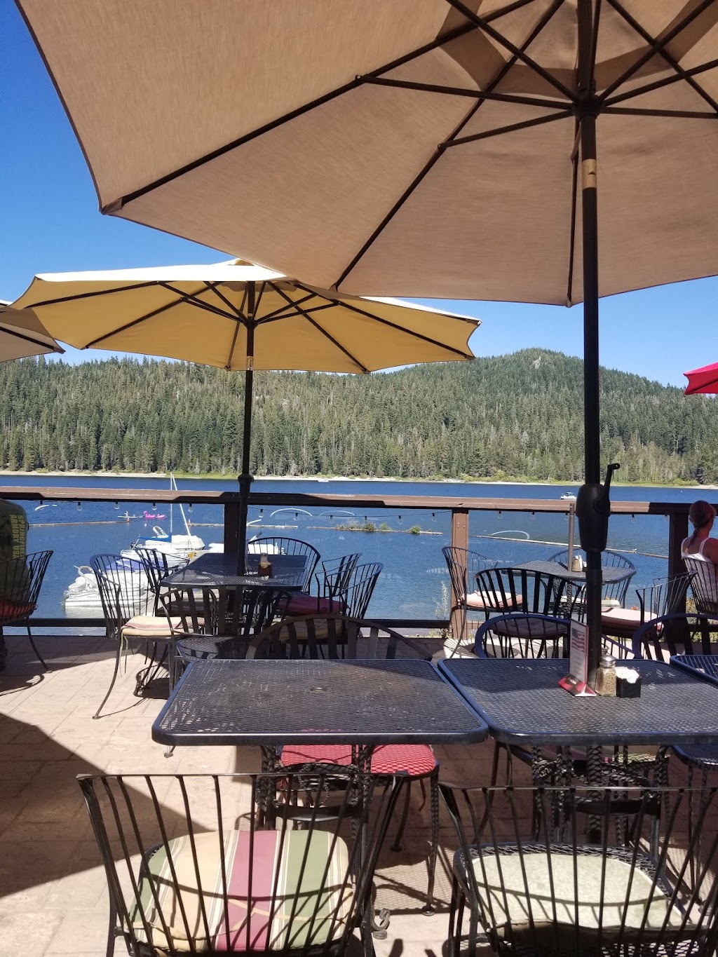 Bucks Lakeshore Resort | restaurant | 16001 Bucks Lake Rd, Quincy, CA 95971, USA | 5302832848 OR +1 530-283-2848