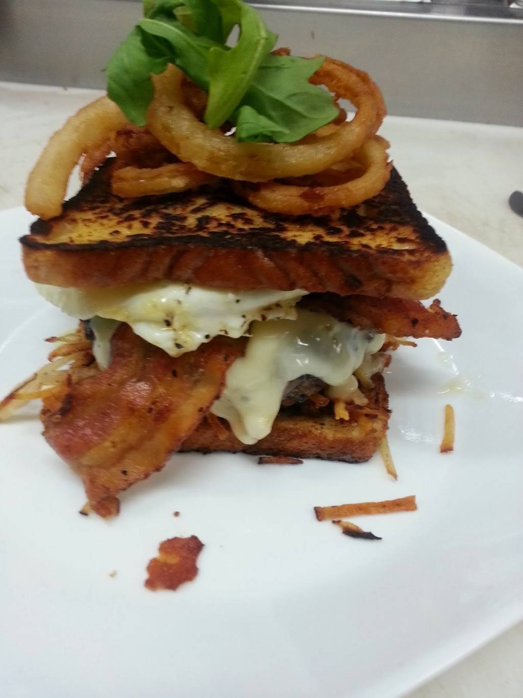 Jennings & Co. | restaurant | 210 1st St N, Wisconsin Rapids, WI 54494, USA | 7154245200 OR +1 715-424-5200