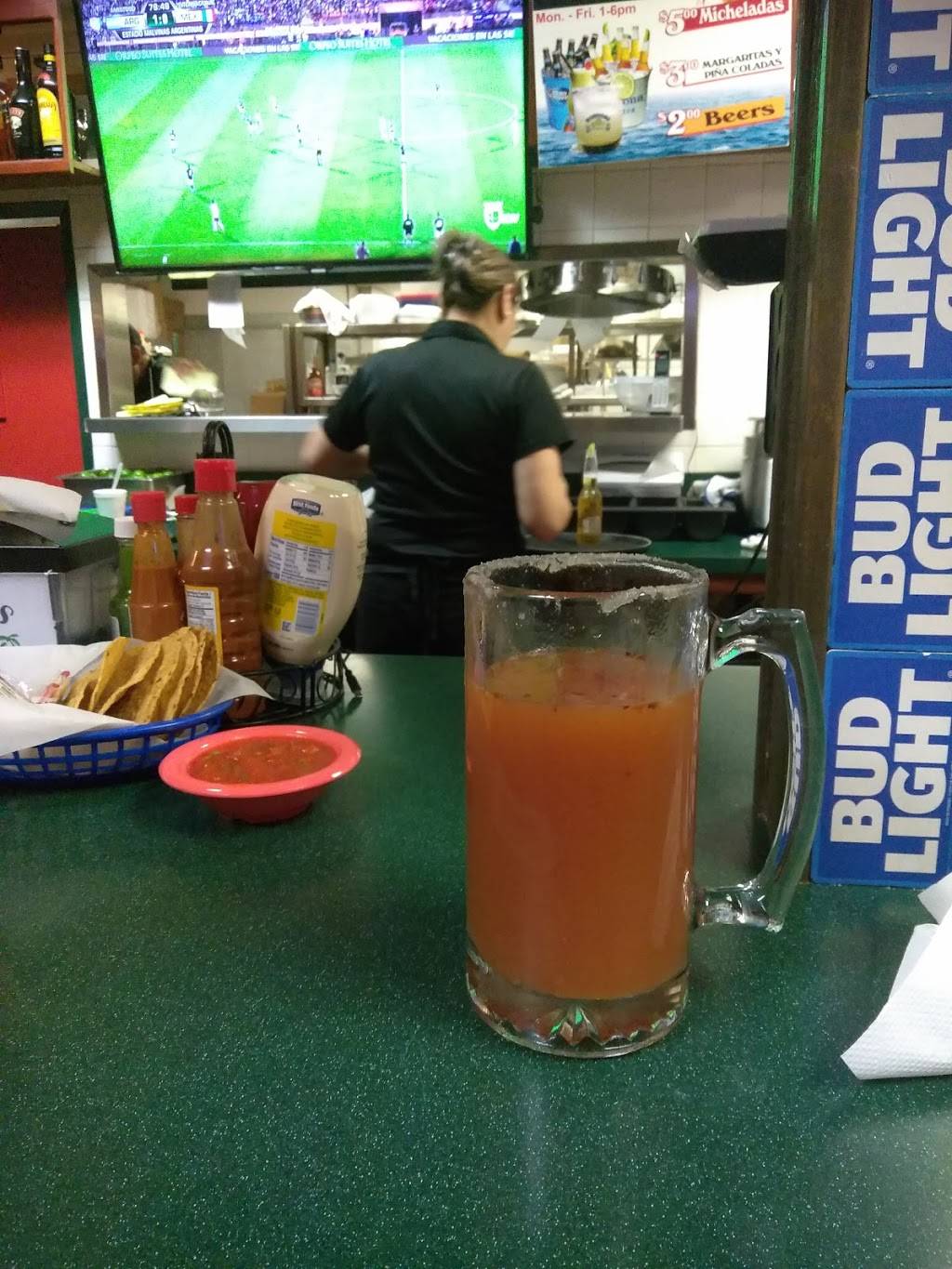 Las Cazuelitas | restaurant | 300 Oak St, Bakersfield, CA 93304, USA | 6616339745 OR +1 661-633-9745