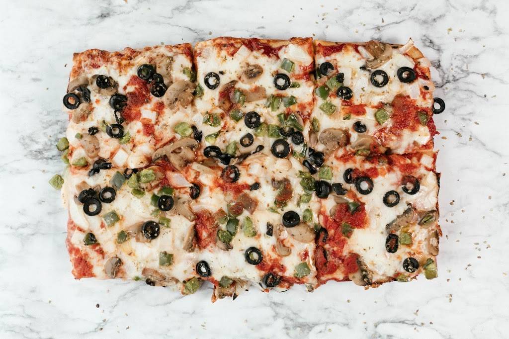 Original Buscemis | restaurant | 15213 Kercheval Ave, Grosse Pointe Park, MI 48230, USA | 3134588552 OR +1 313-458-8552