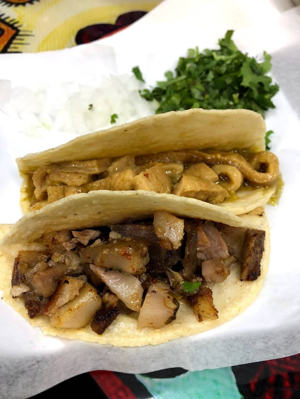 El Catrin | restaurant | 835 W Jefferson Blvd, Dallas, TX 75208, USA | 9723734411 OR +1 972-373-4411