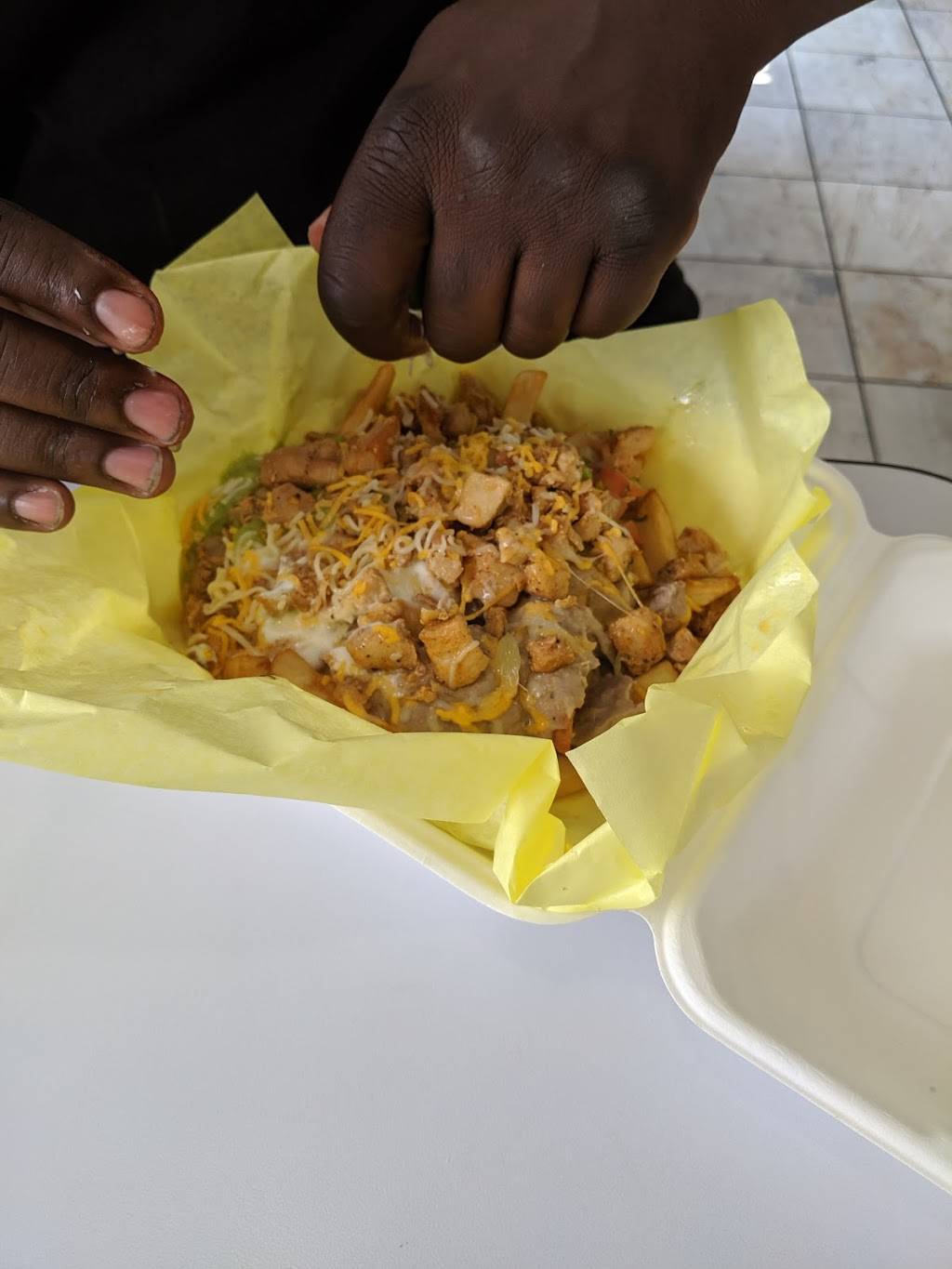 Muchas Gracias Mexican Food | restaurant | 8981 SW Barbur Blvd, Portland, OR 97219, USA | 5032447363 OR +1 503-244-7363