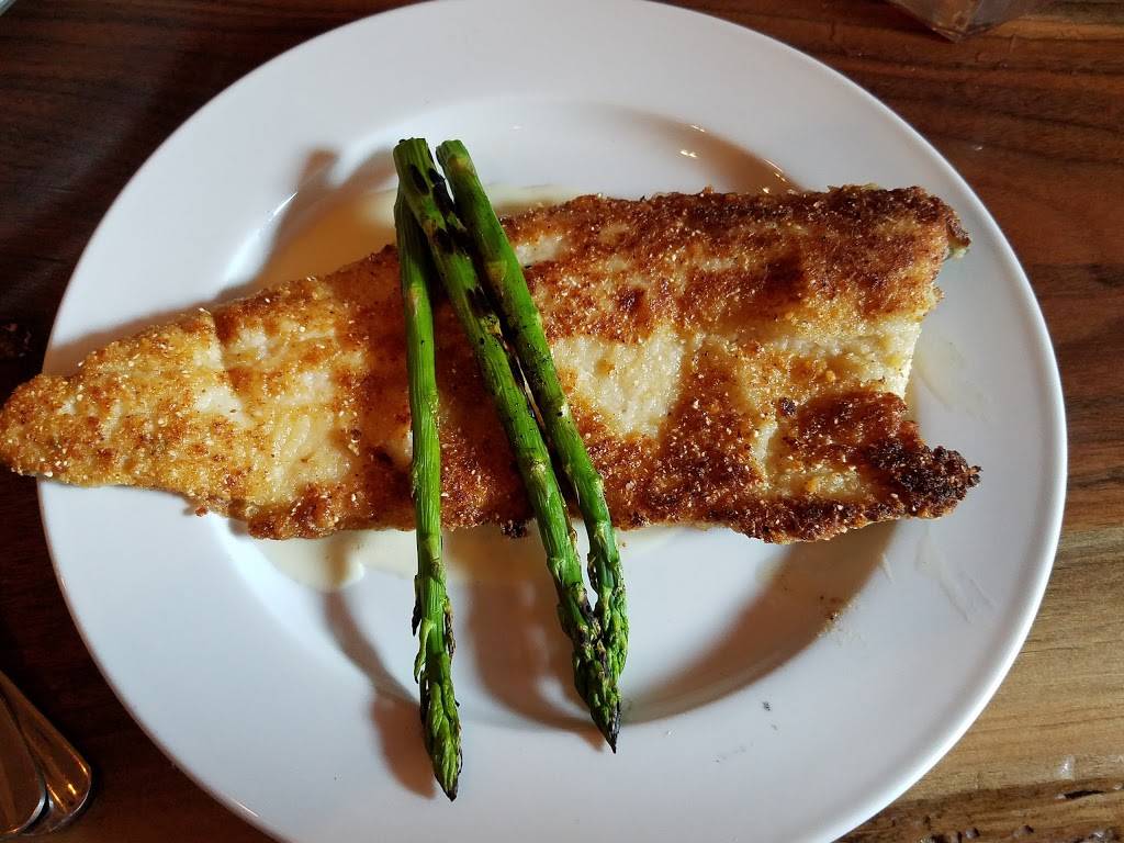 King Street Oyster Bar | restaurant | 12 S King St, Leesburg, VA 20175, USA | 5714428068 OR +1 571-442-8068