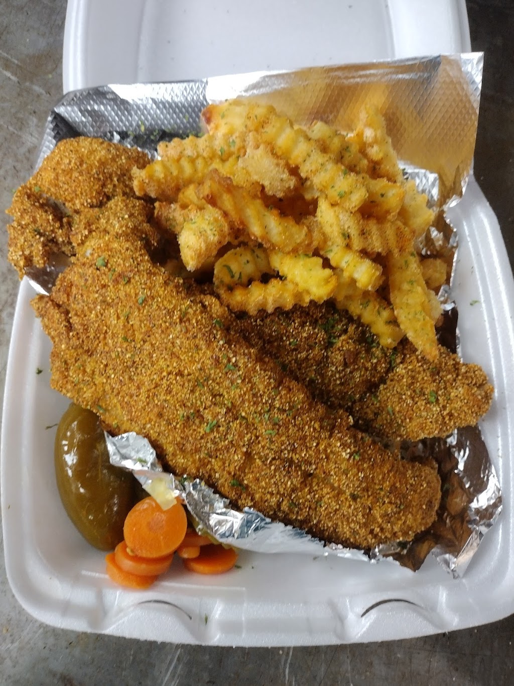 Rods Catfish Kitchen Featuring Tiffanies Desserts | restaurant | 4344 S Hampton Rd Ste 150, Dallas, TX 75232, USA | 4697302930 OR +1 469-730-2930