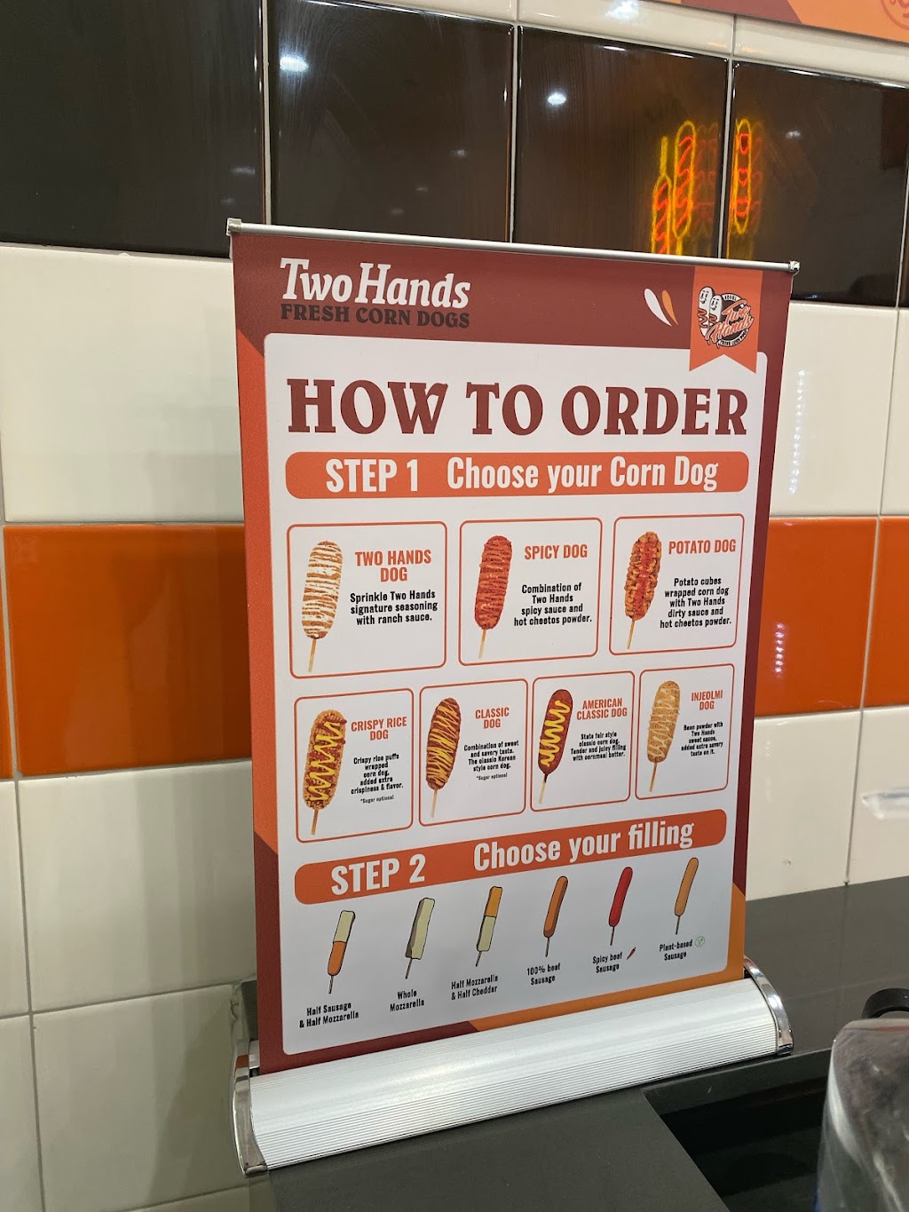 Two Hands Corn Dogs | restaurant | 3880 Irving Mall, Irving, TX 75062, USA | 9722523886 OR +1 972-252-3886