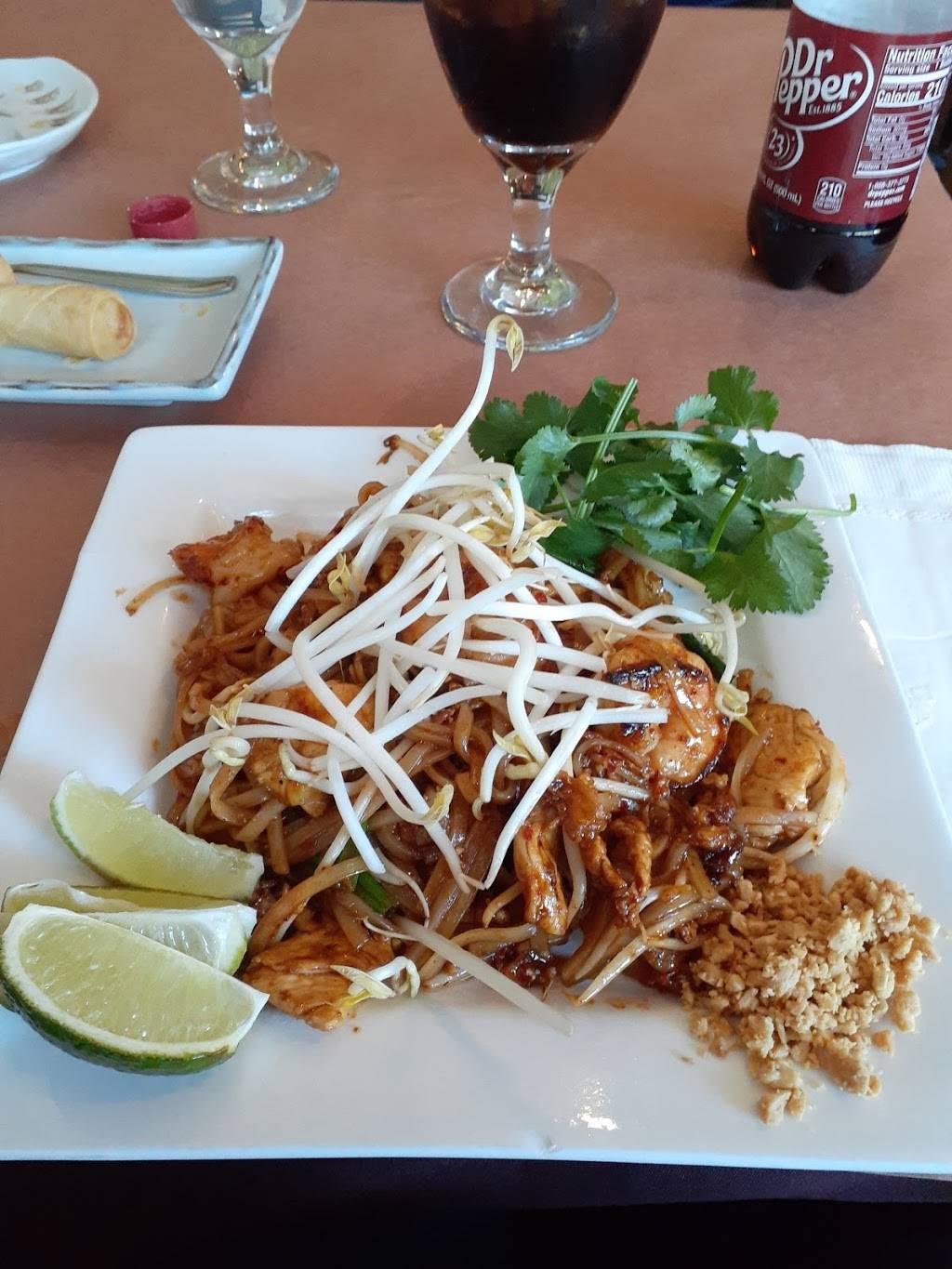 Thai Mint | restaurant | 1438 S Carrollton Ave, New Orleans, LA 70118, USA | 5048629001 OR +1 504-862-9001