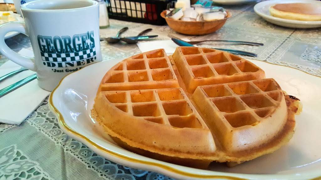 Georges Diner | restaurant | 10 Plymouth St, Meredith, NH 03253, USA | 6032798723 OR +1 603-279-8723