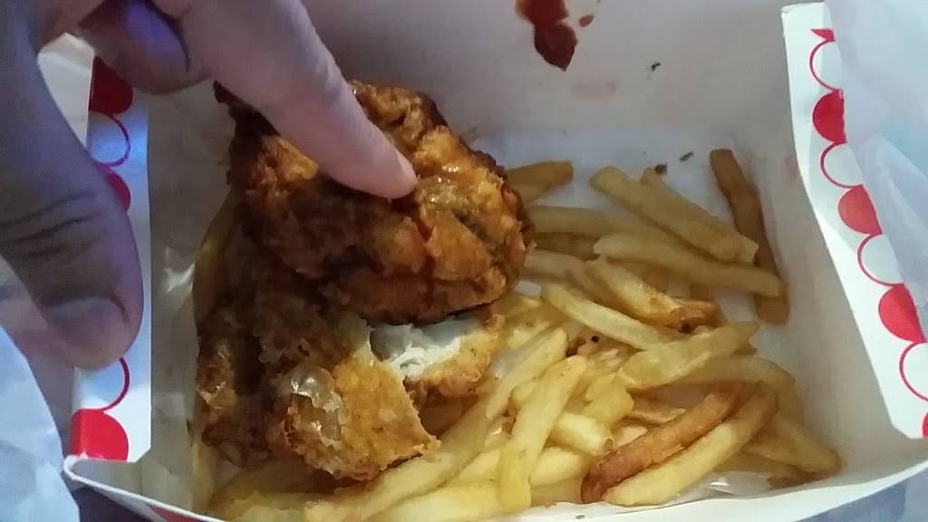 Chubby Burger Chicken & Pizza | restaurant | 56-17 Junction Blvd, Elmhurst, NY 11373, USA | 7188061846 OR +1 718-806-1846