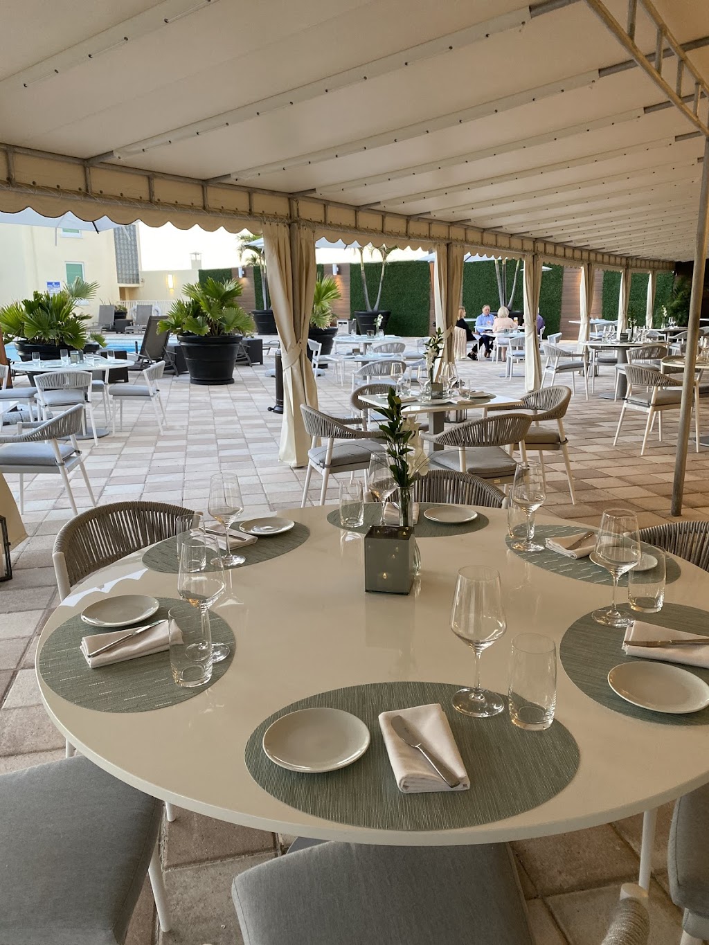 Ambassador Grill Palm Beach | restaurant | 2730 S Ocean Blvd, Palm Beach, FL 33480, United States | 5614739799 OR +1 561-473-9799