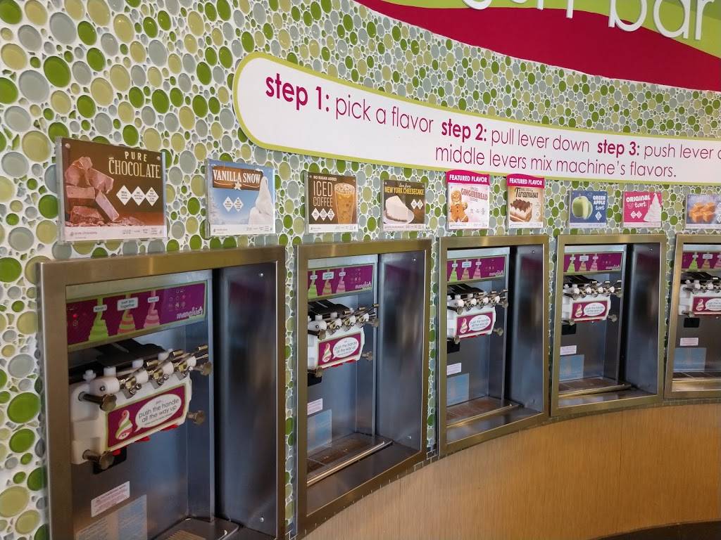 Menchies Frozen Yogurt | bakery | 1569 Fall River Dr #153, Loveland, CO 80538, USA | 9704619700 OR +1 970-461-9700