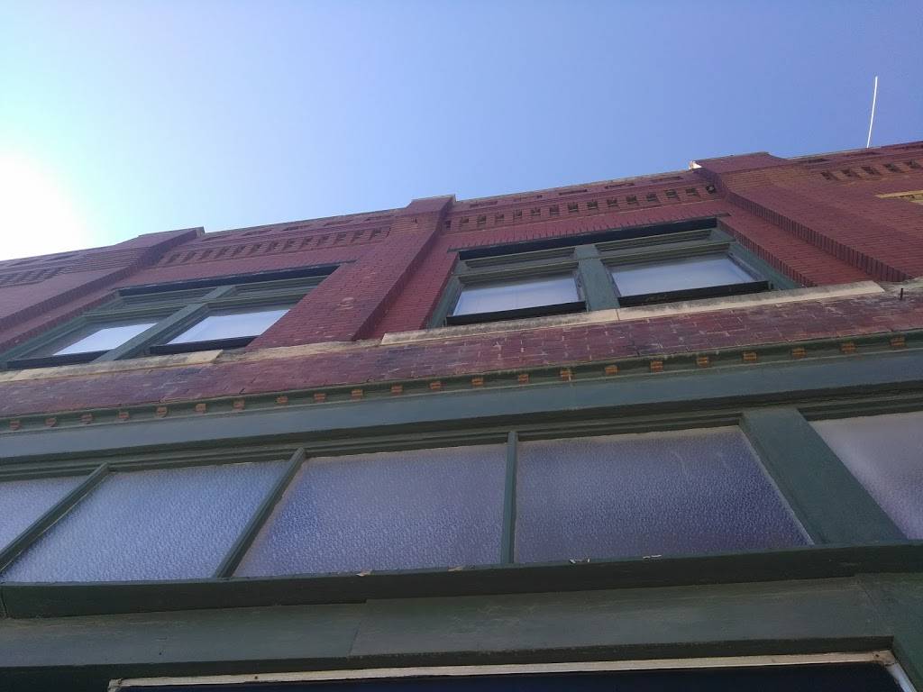 The Break Room | restaurant | 911 S Kansas Ave, Topeka, KS 66612, USA | 7852156633 OR +1 785-215-6633