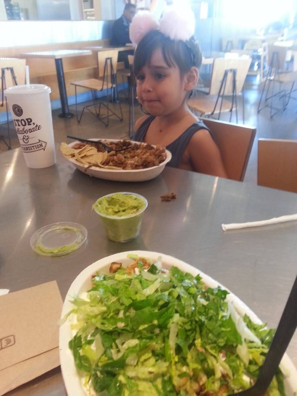 Chipotle Mexican Grill | restaurant | 2415 E Baseline Rd Ste 111, Phoenix, AZ 85042, USA | 6022839500 OR +1 602-283-9500