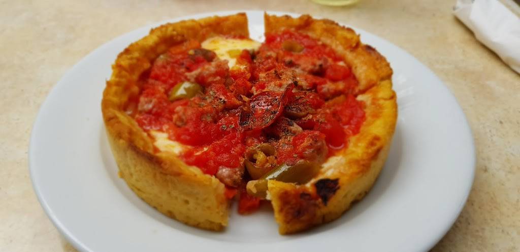 Pizanos Pizza & Pasta | restaurant | 61 E Madison St, Chicago, IL 60603, USA | 3122361777 OR +1 312-236-1777