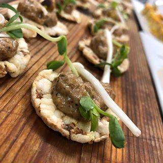 Elys Fine Foods | restaurant | 3537 Bathurst St, North York, ON M6A 2C7, Canada | 4167823231 OR +1 416-782-3231