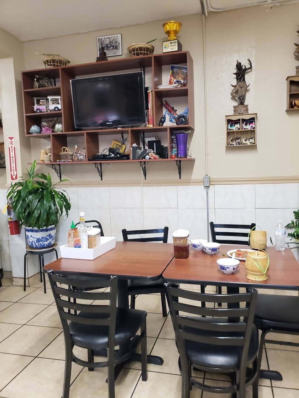 Bane Phonkeos | restaurant | 110 47th St, San Diego, CA 92102, USA | 6192630476 OR +1 619-263-0476