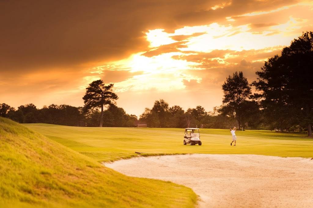 Summit Chase Country Club | restaurant | 3197 Classic Dr, Snellville, GA 30078, USA | 7709799000 OR +1 770-979-9000