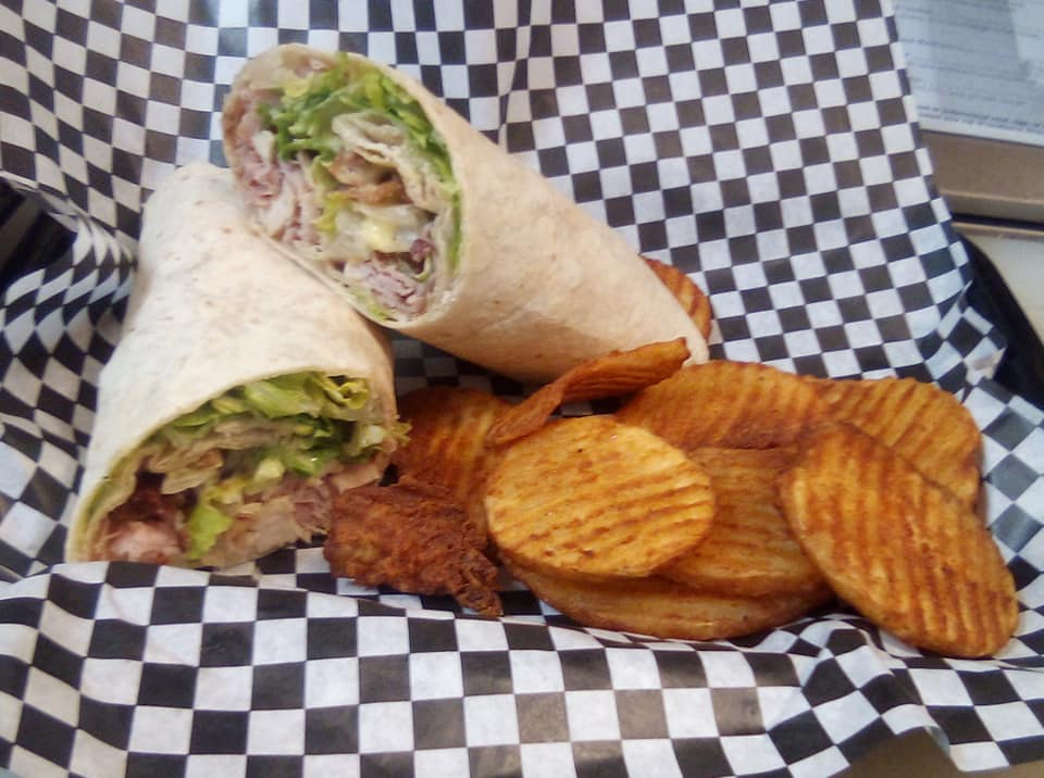 Mr. Ps Neighborhood Grill | restaurant | 3555 Electric Rd, Cave Spring, VA 24018, USA | 5402044994 OR +1 540-204-4994