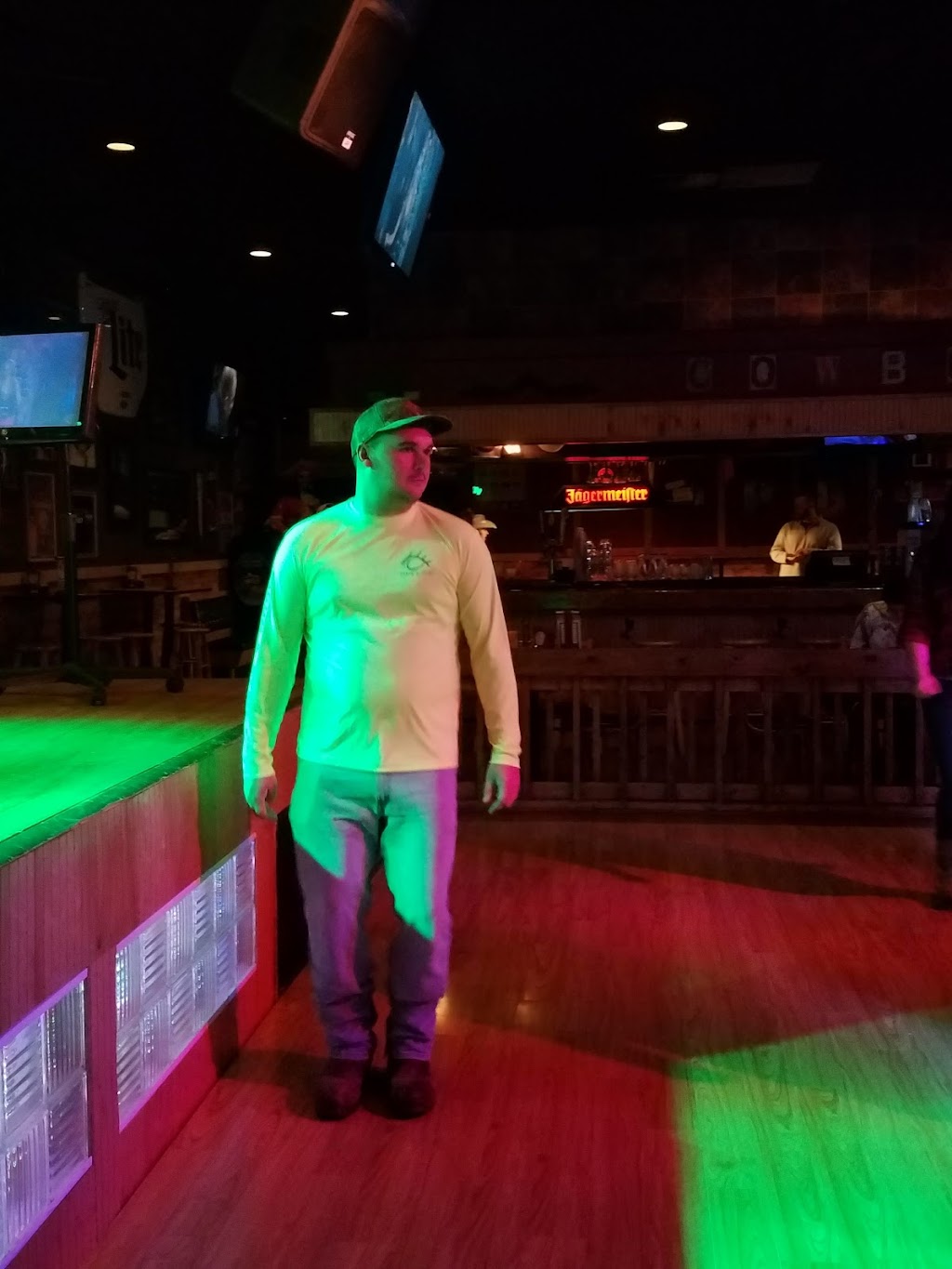 Cowboy Up Saloon | restaurant | 1036 Lafferty Ln, Dover, DE 19901, USA | 3022649322 OR +1 302-264-9322