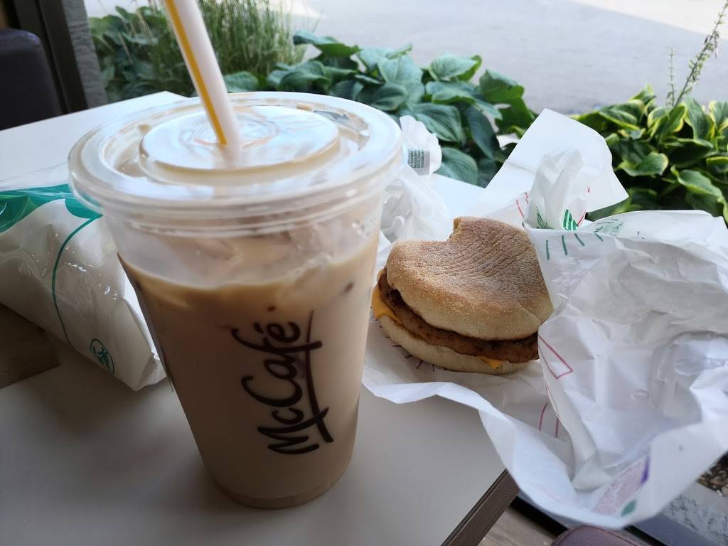 McDonalds | cafe | 1100 Davis Dr, Newmarket, ON L3Y 7V1, Canada | 9058530118 OR +1 905-853-0118