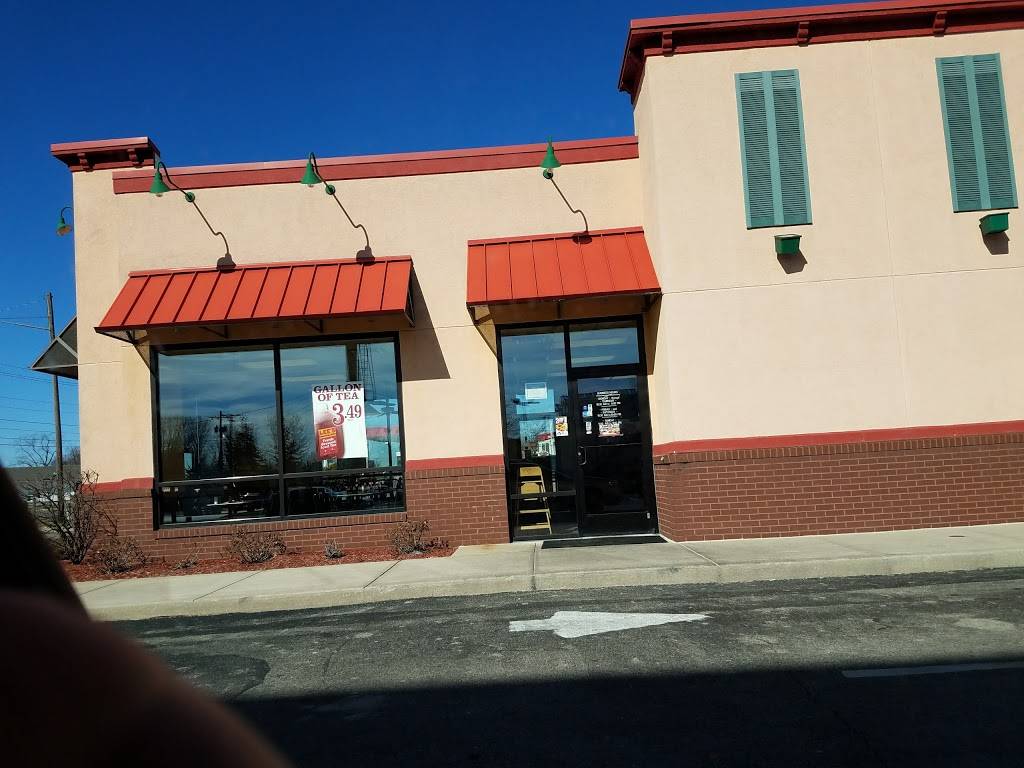 Lees Famous Recipe Chicken | restaurant | 2710 Wheeling Ave, Muncie, IN 47303, USA | 7658969075 OR +1 765-896-9075