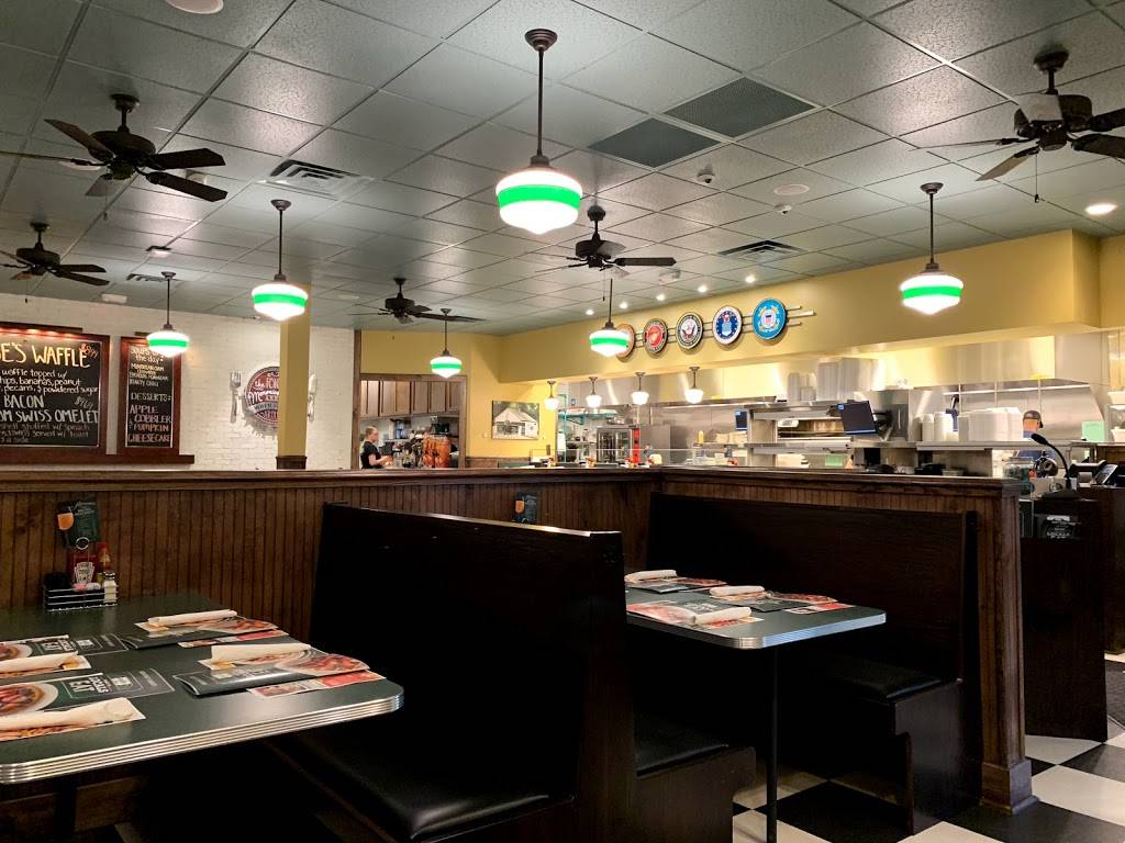 Metro Diner | cafe | 1124 Volvo Pkwy, Chesapeake, VA 23320, USA | 7576450203 OR +1 757-645-0203