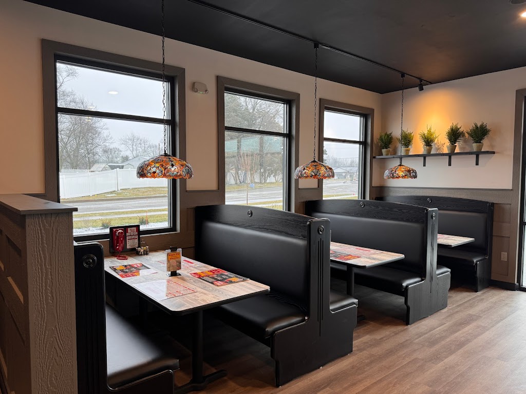 Pizza King | restaurant | 11934 Lima Xing Dr, Fort Wayne, IN 46845, USA | 2603038988 OR +1 260-303-8988