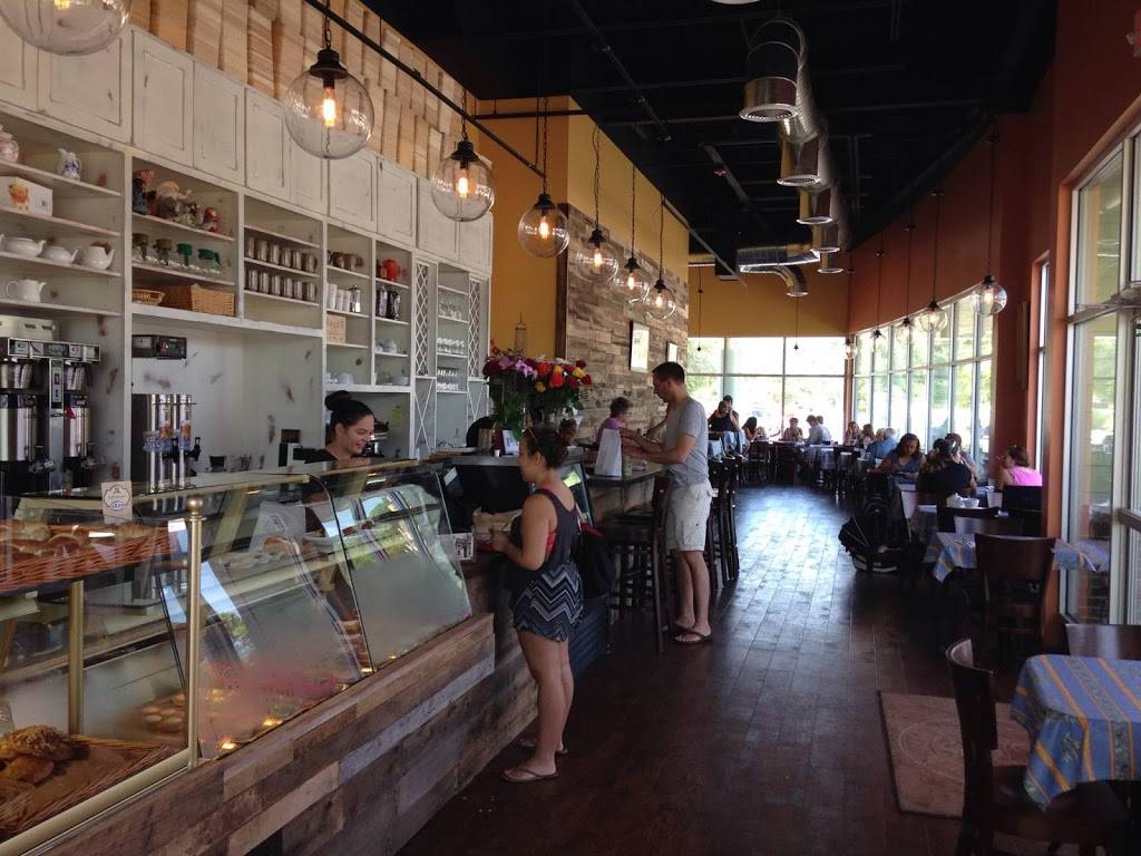 Shelter Cove Towne Centre | shopping mall | 40 Shelter Cove Ln, Hilton Head Island, SC 29928, USA | 8436863090 OR +1 843-686-3090