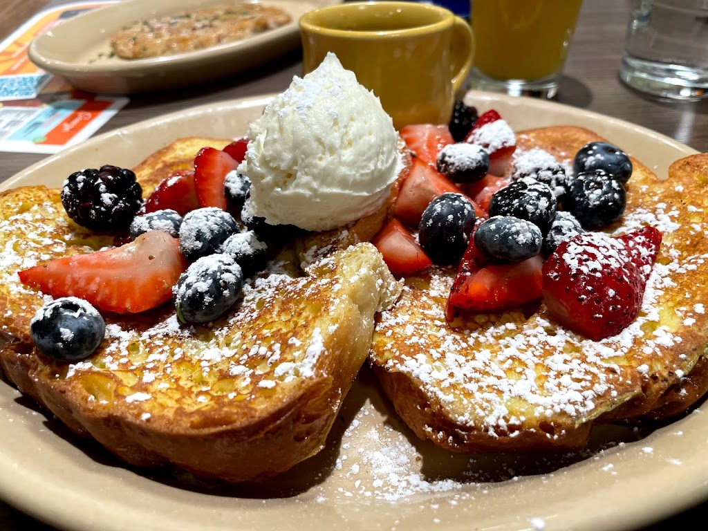 Snooze, an A.M. Eatery | restaurant | 2041 South Blvd Suite 106, Charlotte, NC 28203, USA | 9807019600 OR +1 980-701-9600