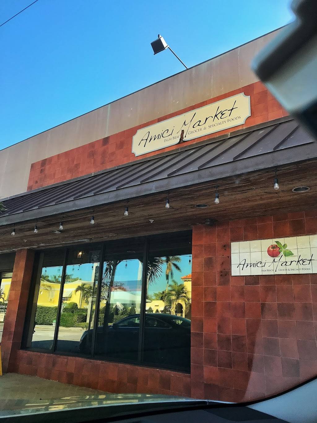 Amici Market | meal takeaway | 155 N County Rd, Palm Beach, FL 33480, USA | 5618320201 OR +1 561-832-0201
