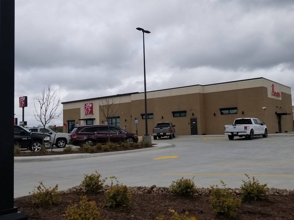 Chick-fil-A | restaurant | 2018 E Hwy 6, Alvin, TX 77511, USA | 2815859911 OR +1 281-585-9911