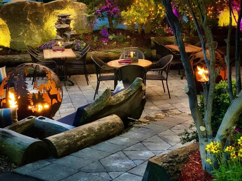 The Tipsy Toboggan | restaurant | 75 Ferry St, Fall River, MA 02721, USA | 5085670550 OR +1 508-567-0550