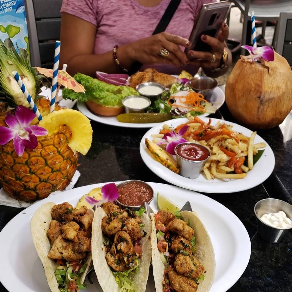 BLUE Water Shrimp | restaurant | Rainbow Bazaar 1st Floor, 2005 Kalia Rd, Honolulu, HI 96815, USA | 8089555400 OR +1 808-955-5400