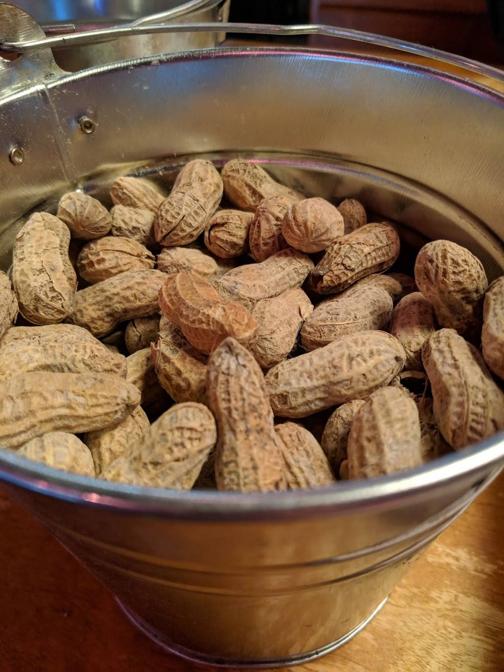 Texas Roadhouse | restaurant | 1111 W Trenton Ave, Findlay, OH 45840, USA | 4194207427 OR +1 419-420-7427