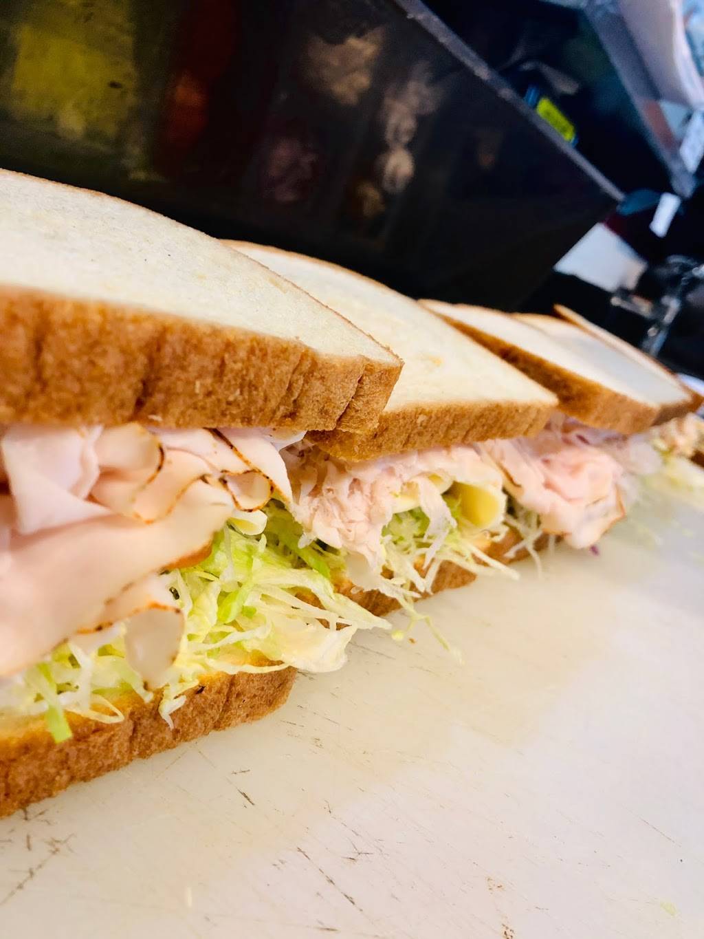 New York Slicers Deli OC | restaurant | 2138 N Tustin Ave, Santa Ana, CA 92705, USA | 7147140501 OR +1 714-714-0501