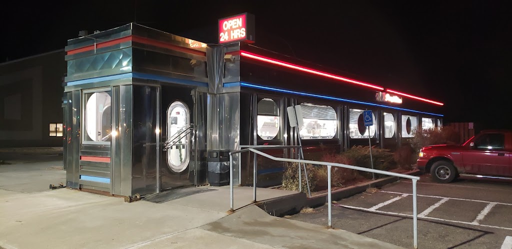 Pennys Diner | restaurant | N, 801 KS-27, Sharon Springs, KS 67758, USA | 7858524664 OR +1 785-852-4664