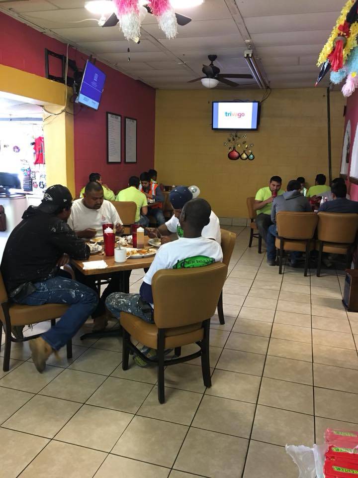 La Chapina Market | restaurant | 3110 Dickerson Pike, Nashville, TN 37207, USA | 6158353657 OR +1 615-835-3657