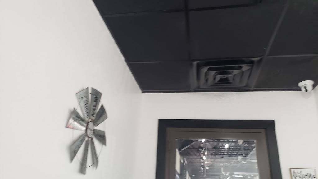 South End BBQ | restaurant | 8610 Dixie Hwy, Louisville, KY 40258, USA | 5022909614 OR +1 502-290-9614