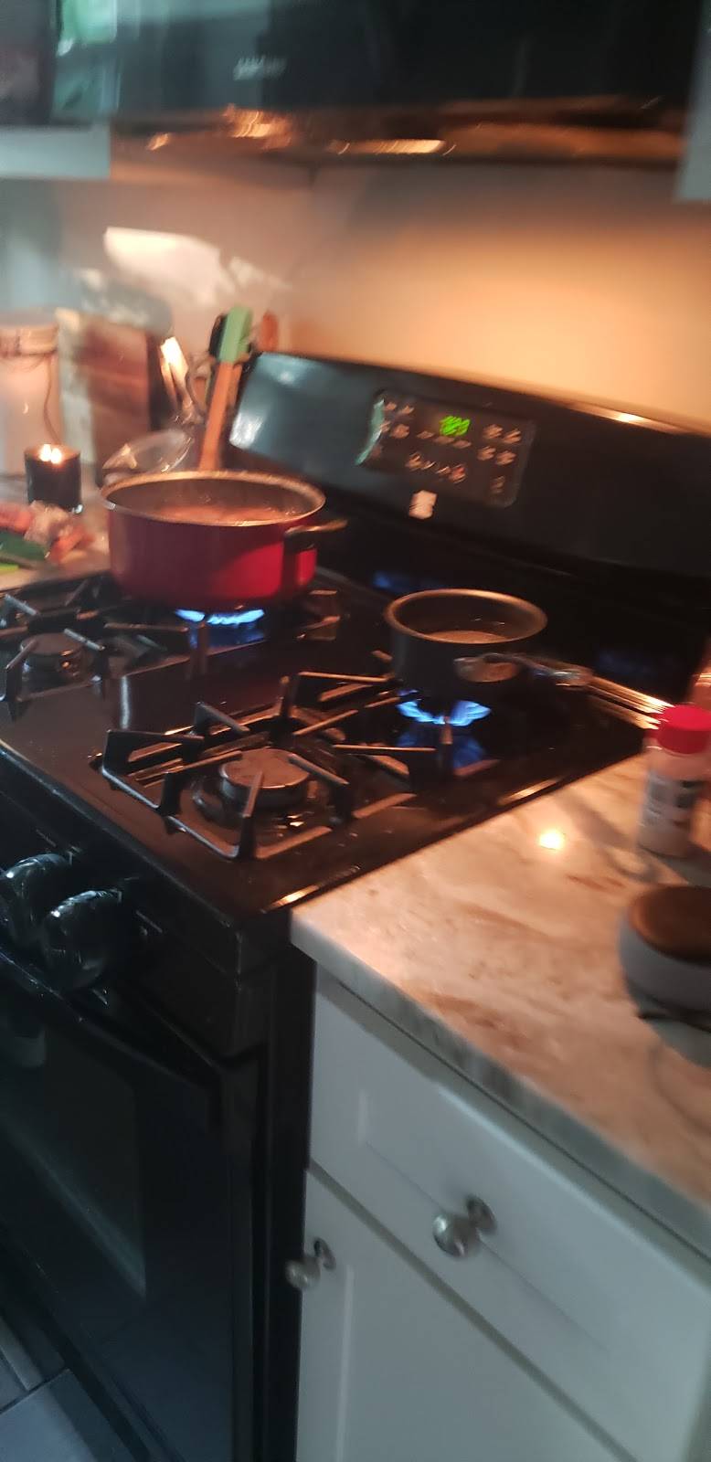 Quik Wok | restaurant | 10665 St Charles Rock Rd, St Ann, MO 63074, USA | 3144267711 OR +1 314-426-7711