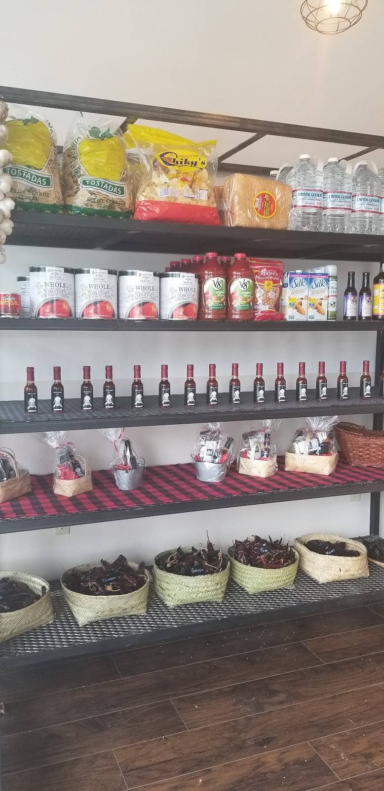 Chuco Chile Co. | restaurant | 145 E Sunset Rd c400, El Paso, TX 79922, USA | 9153451220 OR +1 915-345-1220