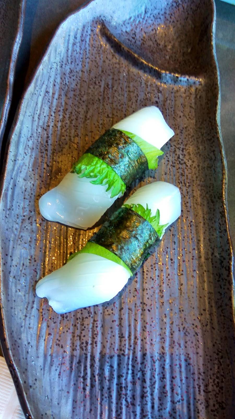 Tomodachi Restaurant | restaurant | 771 Wendy Dr, Newbury Park, CA 91320, USA | 8054998889 OR +1 805-499-8889