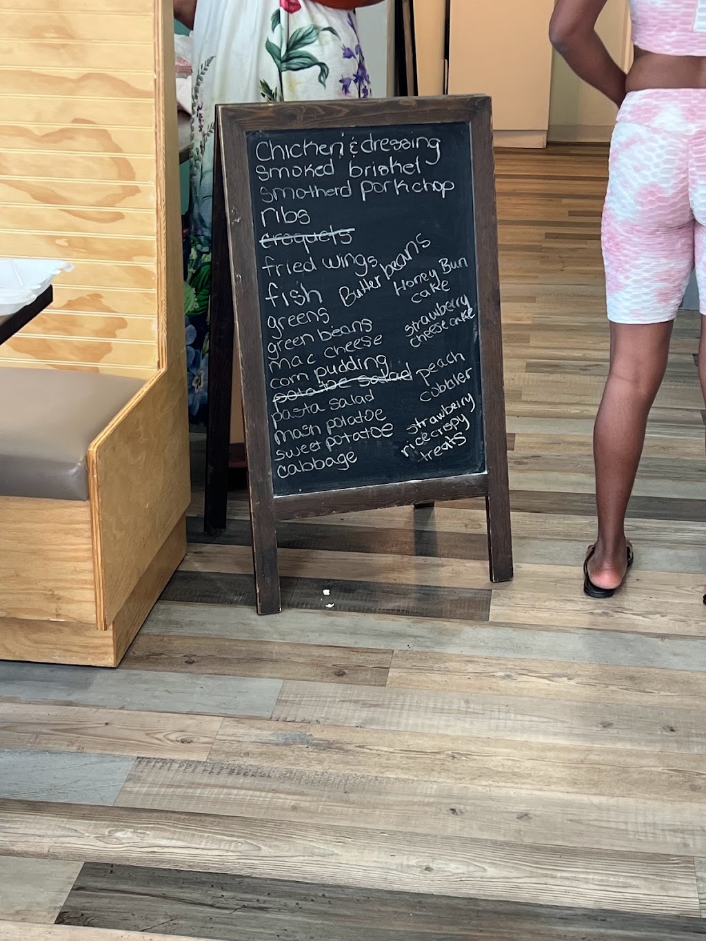 Tinos Taste of Heaven | restaurant | 1800 W Muhammad Ali Blvd, Louisville, KY 40203, USA | 5023560232 OR +1 502-356-0232