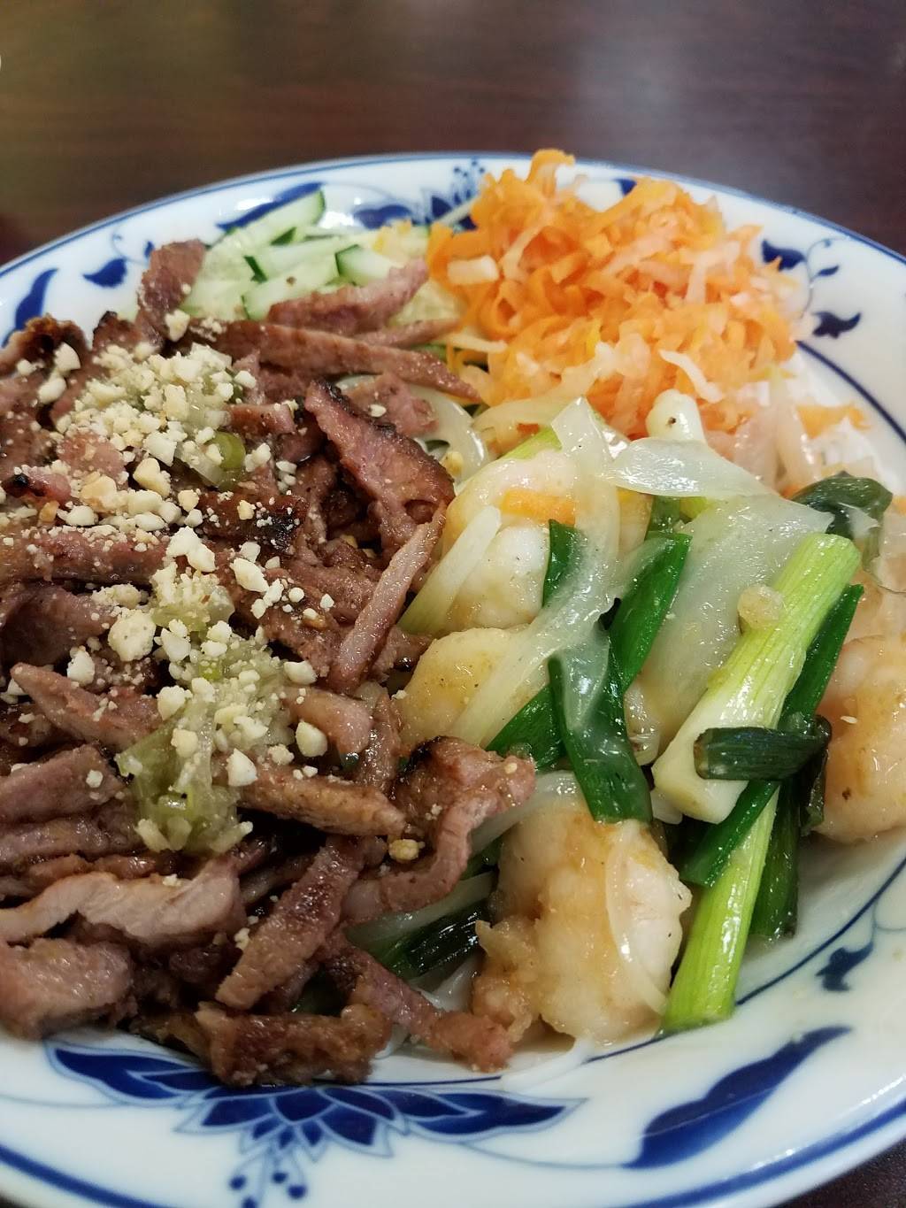 Amazin Asian LLC | meal delivery | 2941 E Battlefield Rd, Springfield, MO 65804, USA | 4178824000 OR +1 417-882-4000