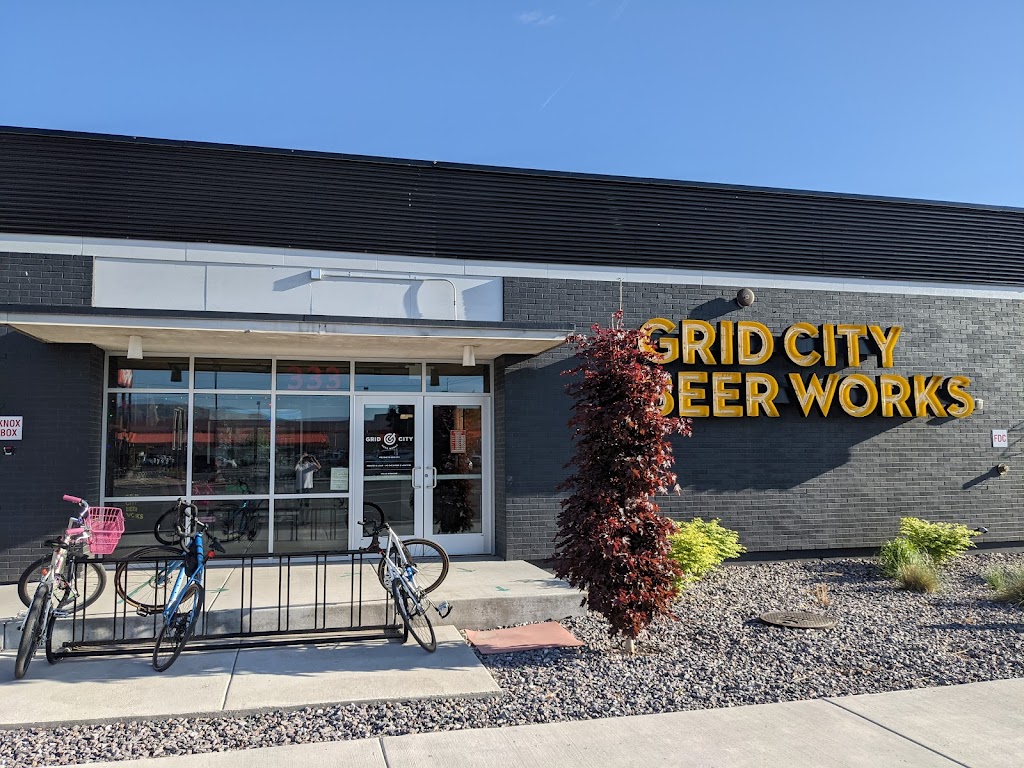 Grid City Beer Works | restaurant | 333 W 2100 S Expy, Salt Lake City, UT 84115, USA | 8019068390 OR +1 801-906-8390